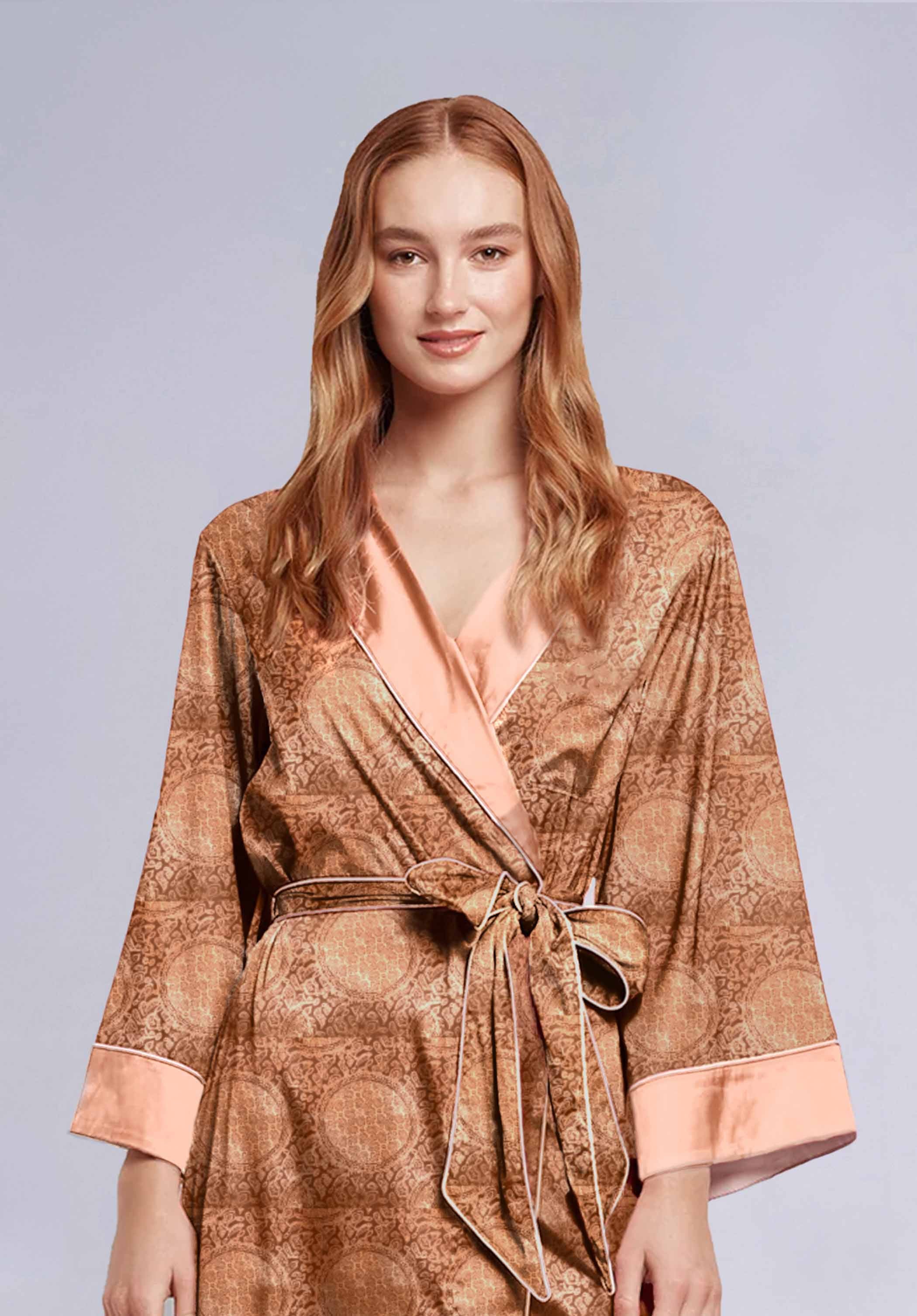 AURA LUXURE SILK ROBE